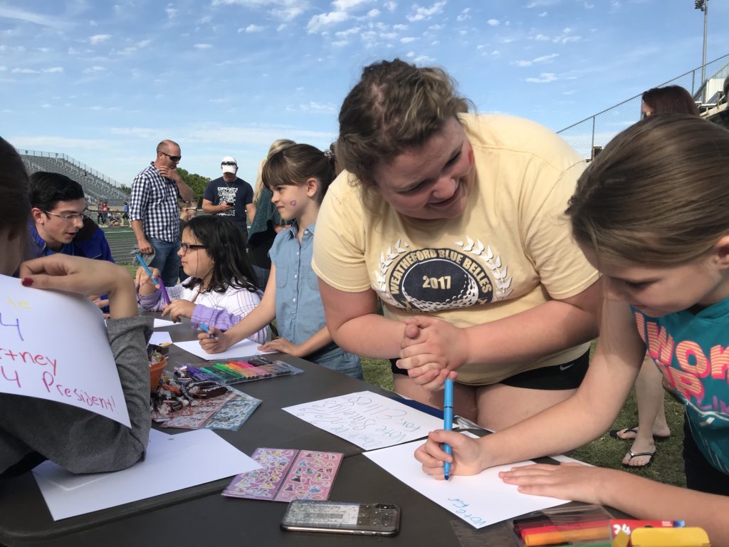 Teaching about voting and political campaigns at the #curtisfieldofreaders <a href="/Curtis_Roos/">Curtis Elementary</a> @weatherfordisd