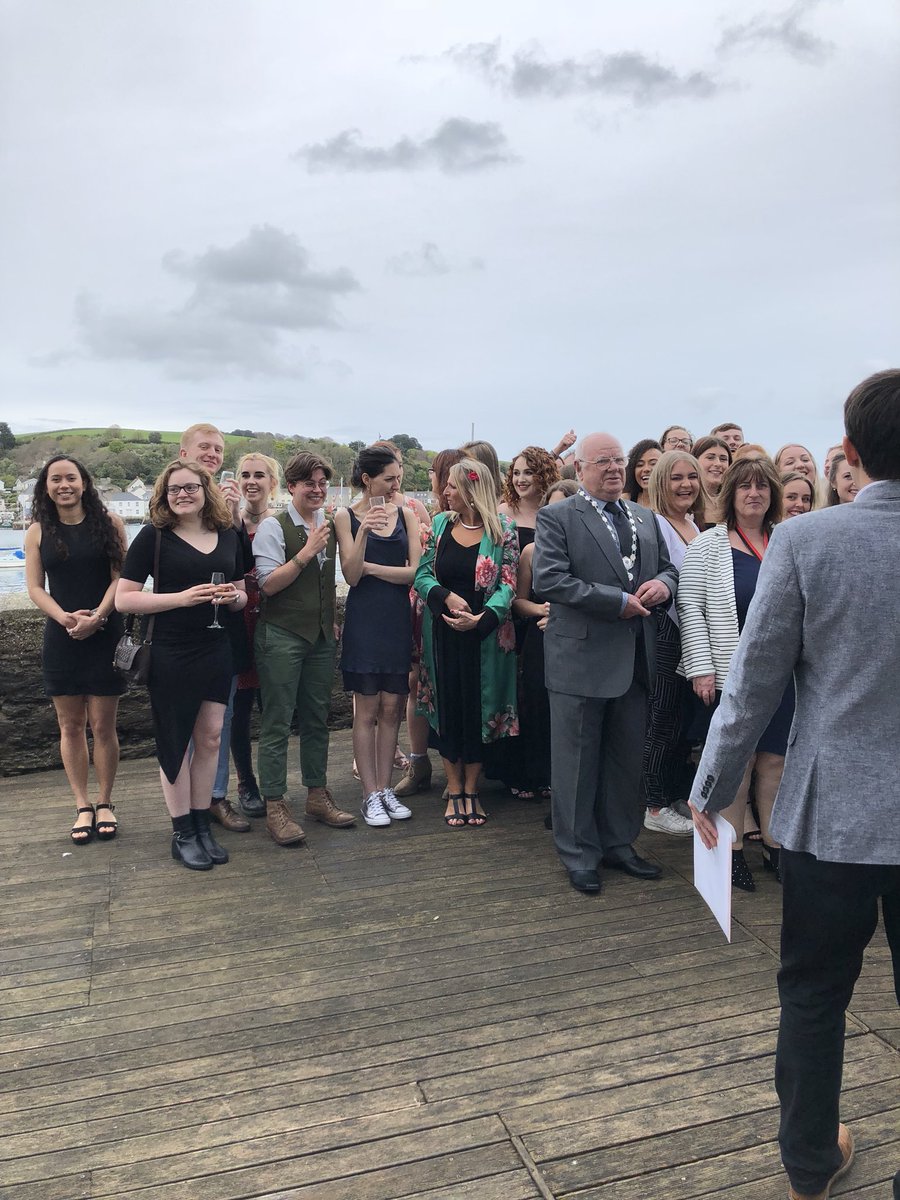 Dawn_French's tweet photo. @FalmouthUni student mentors are the bomb! Congrats to all who PUT OTHER PEOPLE FIRST! #aimeefishislovely https://t.co/zxdAoWDn5x
