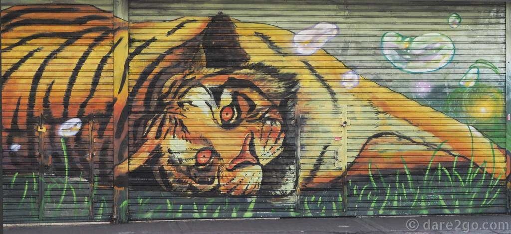 Dare2goCom's tweet photo. Huge #streetart gallery from Buenos Aires &amp; around:
https://t.co/VCAfgz8KPp
#travel #travelphotos #BuenosAires https://t.co/qbojbMYO2d