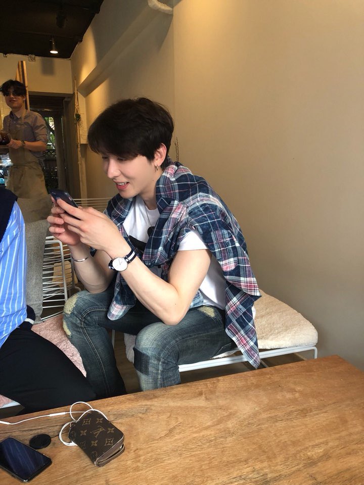 BL7NC's tweet photo. 오랜만에 나들이💕
모두 즐거운 하루 되세요 😍
@91JNP
#BLANC7 #블랑세븐 #PRISM #JEANPAUL https://t.co/mW1ThcNVZn