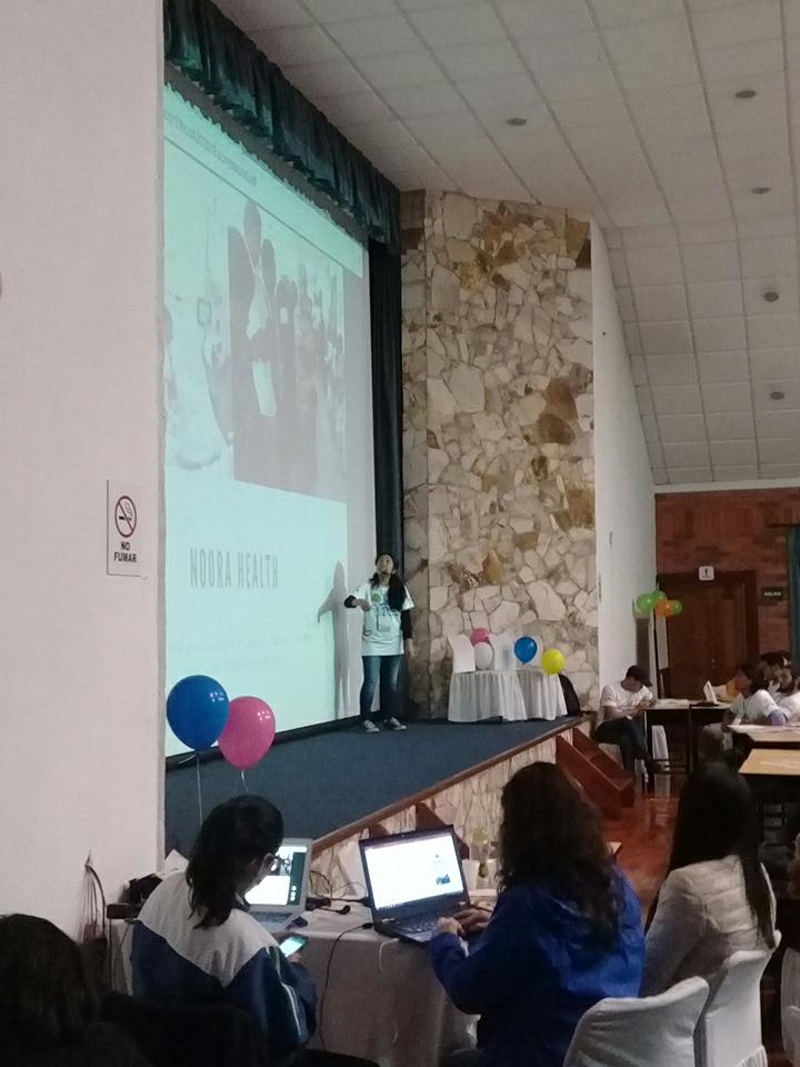 sabinoarmenise's tweet photo. Abigail Sarmac @abbysarmac inversora de alto impacto, comparte etapas de un emprendimiento y los tipos de financiamiento #reTHOS2018 #entrepreneurshipstartup @upsalesiana https://t.co/OxcECp7c3r