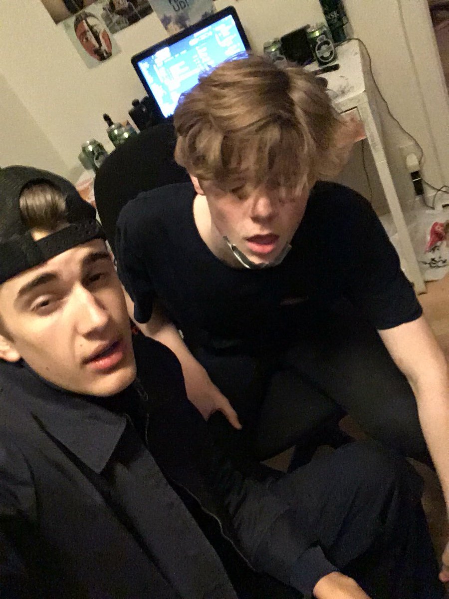 bjoernstubbe's tweet photo. #swag #w2sballs https://t.co/oLprAq9Wiz