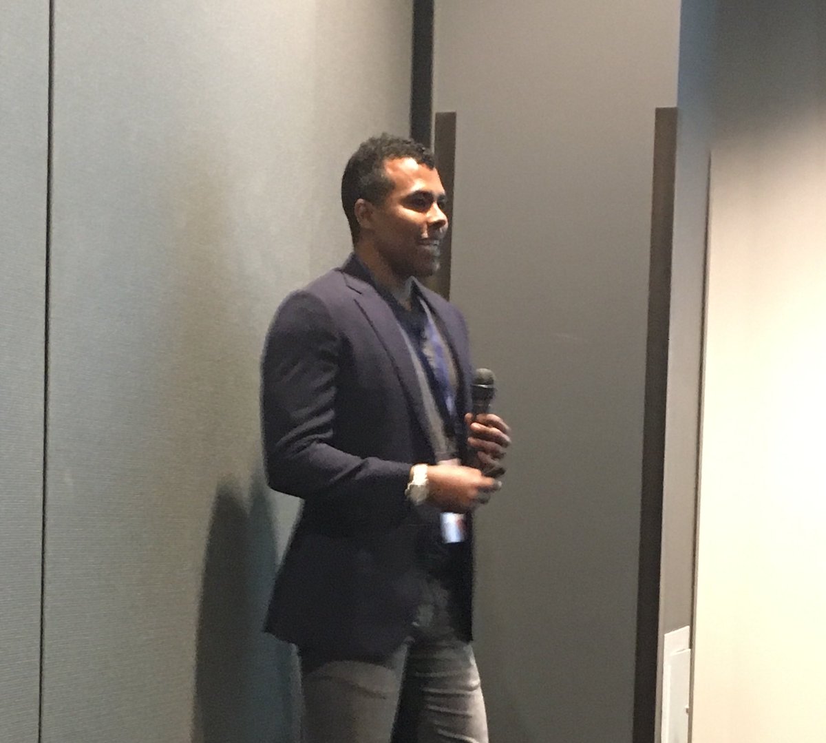 “Who are your allies” and at what level are we allies for our students? Great session on engaging difficult conversations on Diversity &amp; Inclusivity by <a href="/ahmadbwright/">Ahmad Wright</a> #URx2018