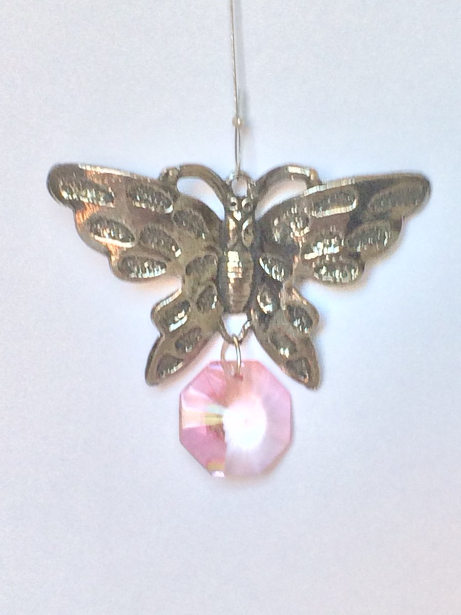 PewterMagic's tweet photo. #SunSprite #Swarovski #Crystals ##Rainbow #Prism #UniqueGifts #Timeless #Trending #Home #Decor https://t.co/eiILo2Epi7
