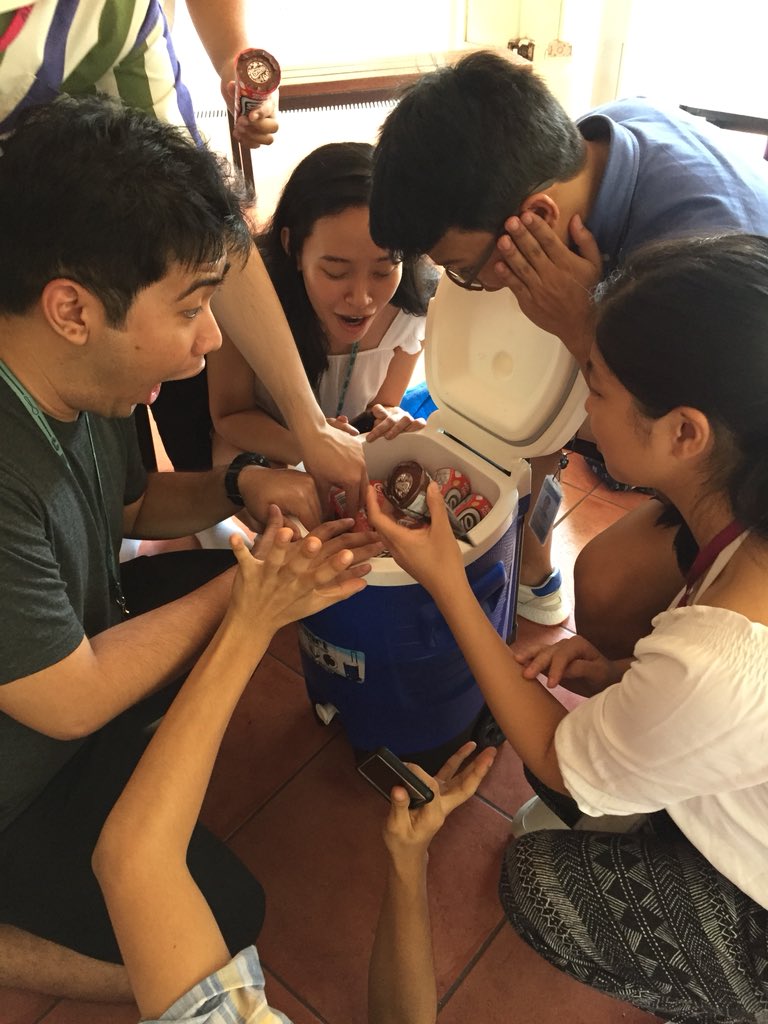 BlueCuisina's tweet photo. FREE ICE CREAM AT CUISINA WEEK! Go to SEC-C Foyer today! https://t.co/3pXjSewLoz