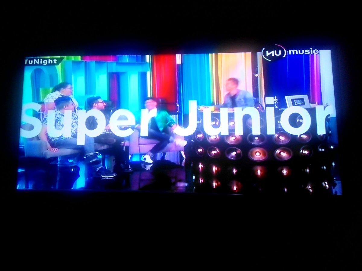 _Suoh's tweet photo. @NuMusicOficial #TuNight _ Choi SiWon, Lee DongHae, Kim HeeChul. https://t.co/pGjx6XKErh