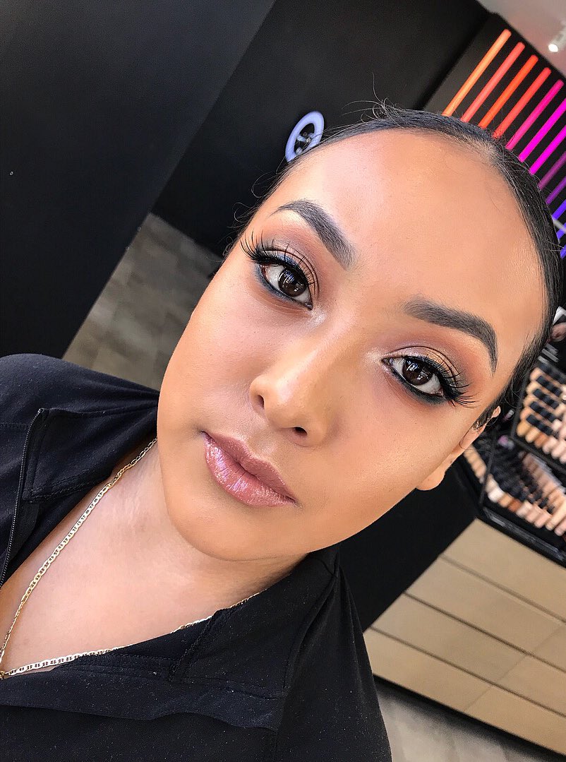 MoonlightMUA's tweet photo. SOFT GLAM 👑💋
@MACcosmetics @UDM_MUAS #undiscovered_muas #undiscoveredmuas #MacMakeover #MacBoy #SoftGlam #BayAreaMakeupArtist https://t.co/LVOhnZGbUE