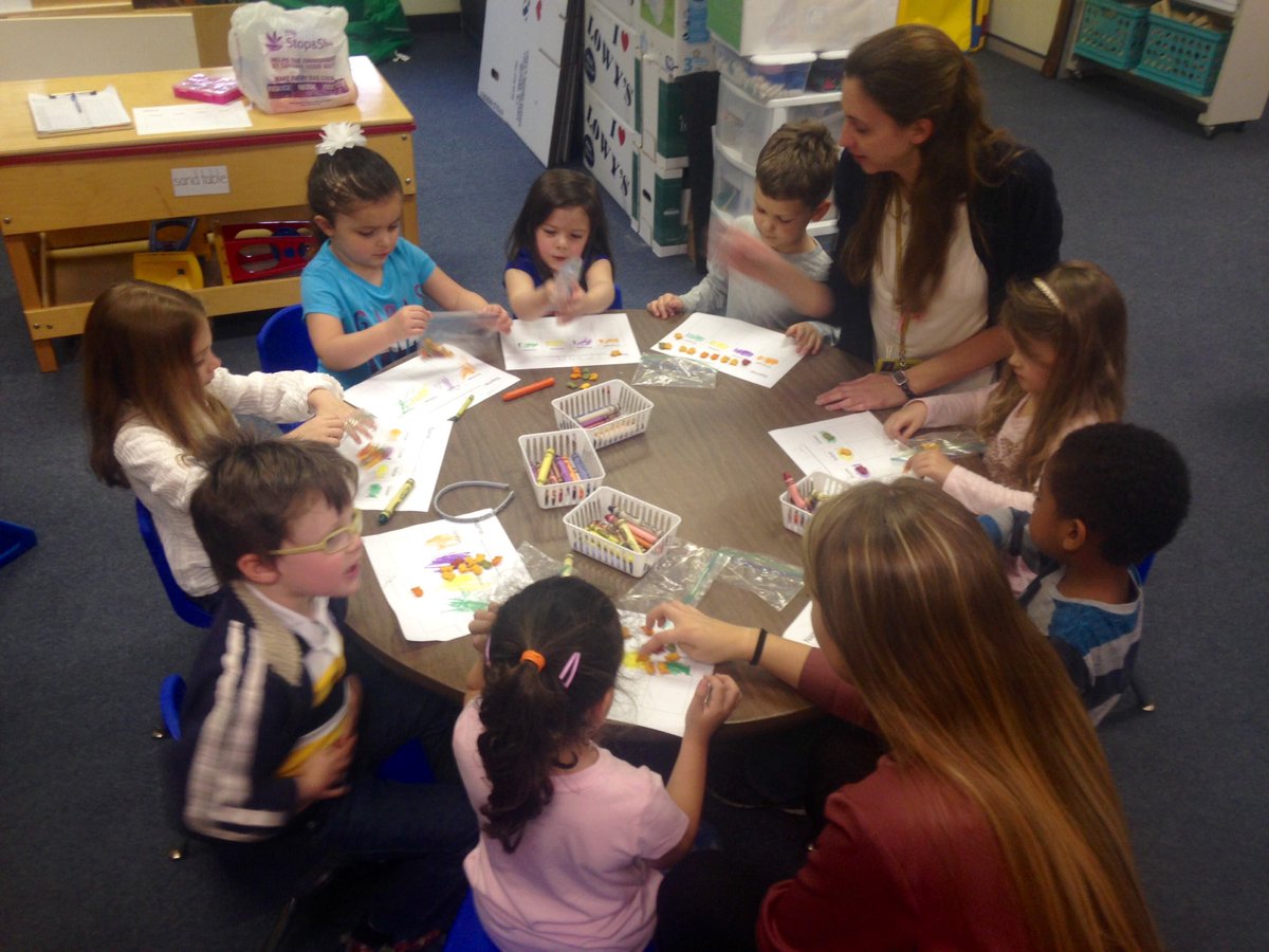 ConnellsCrew's tweet image. We did some fun math activities with @TeacherMassa this week! 😁 Thanks for coming by, Ms. Massa! #categorizing #sorting #counting #makingcomparisons @FSDVikings