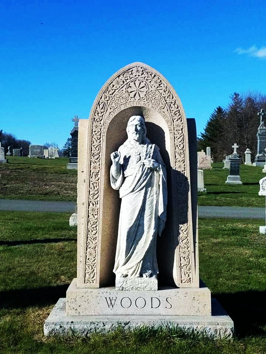 SheasParanormal's tweet photo. St Mary's Cemetery Salem Massachusetts. Established in 1849 #paranormalactivity #haunted #hauntedma #hauntedmass #hauntedcemetery #hauntedsalem #salemma
#paranormal #beautifulcemetery https://t.co/DSz5W3di8z