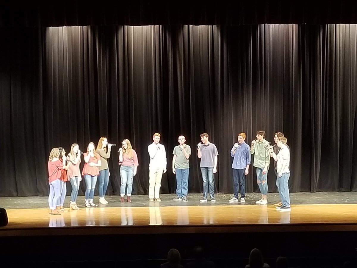 MsSwartwood's tweet photo. Awesome job, @FMHSCestlaVie and @fmvocalease!! It's been a great year! https://t.co/PjHFSz9NZK