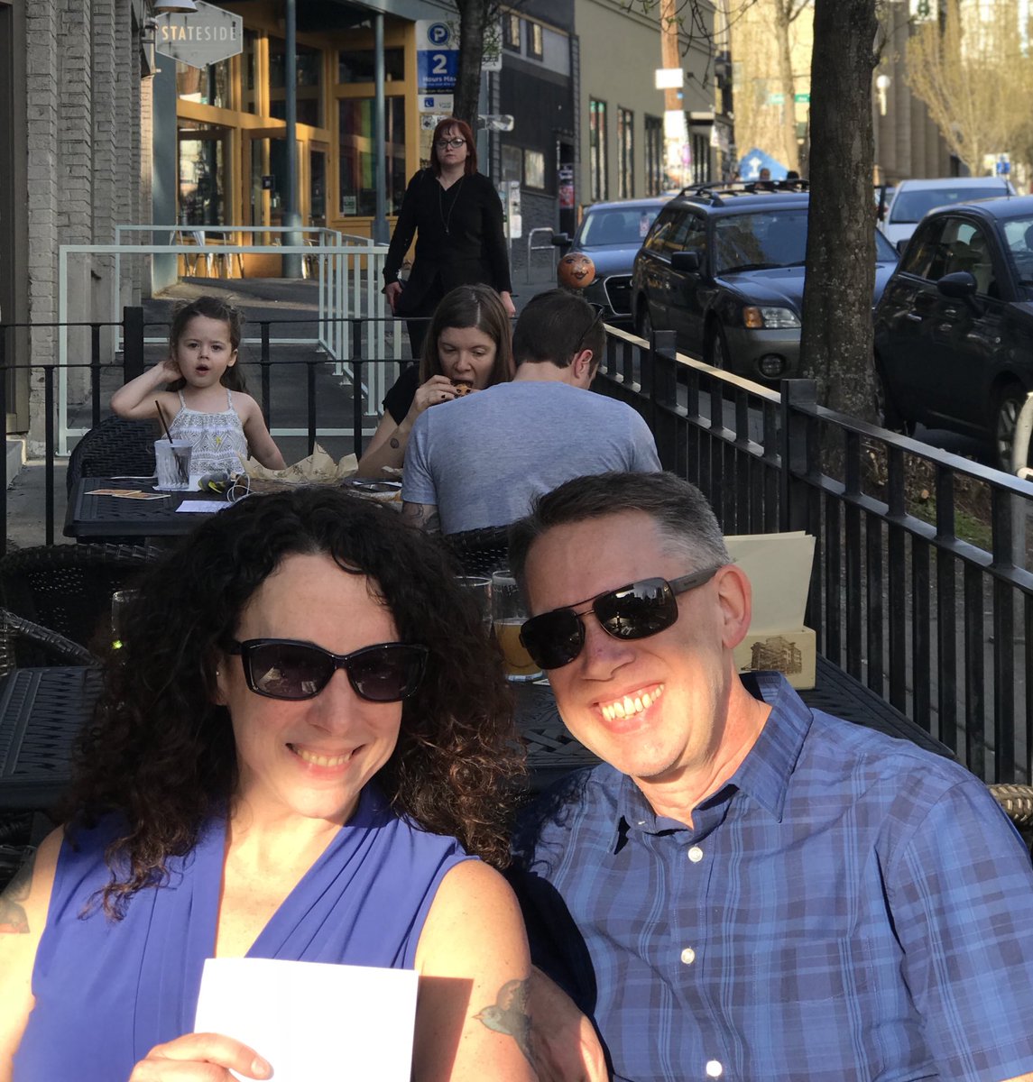 rayminchew's tweet photo. Tfw you join @PagingDrJen for @LifelongWA Dining Out for Life! #Igiveafork #DOFLSeattle https://t.co/54jXMke9XZ