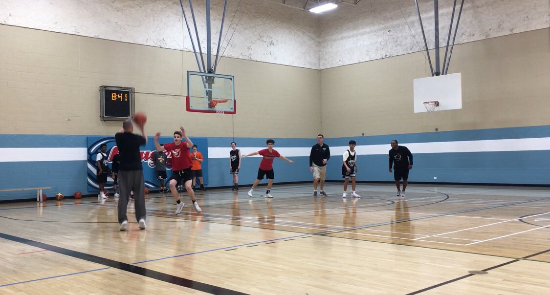 Coach Herve working with his team, Jr Bison 2003 Black on some defence before the big @JRB_Basketball 14th Annual Tournament this weekend. @basketballmb #WeAREBasketball #WeAREtheHerd #defencecanbeyourbestoffence