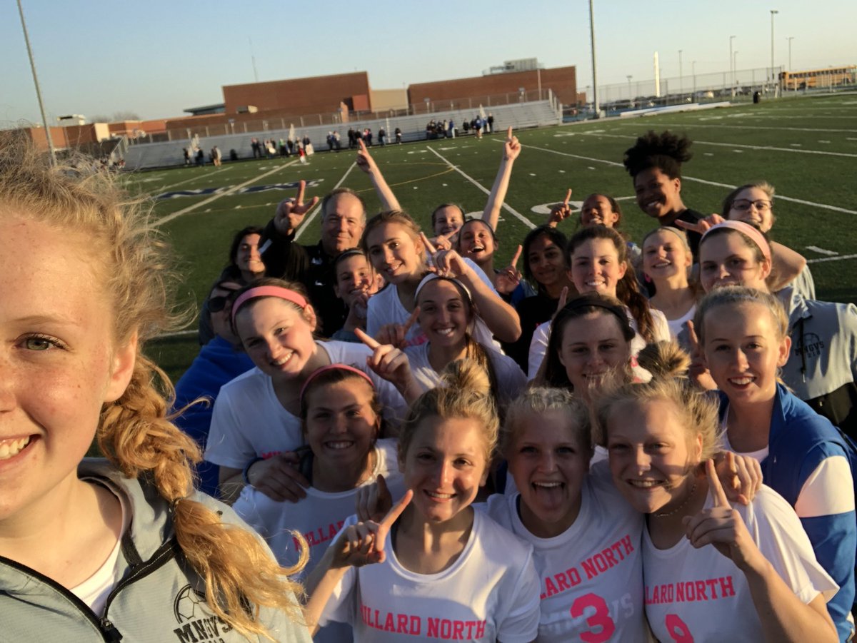 MNGVS's tweet photo. Great day for SENIOR NIGHT w that fat W!! Next stop districts 😈👀😼 https://t.co/WhozA9r0YL