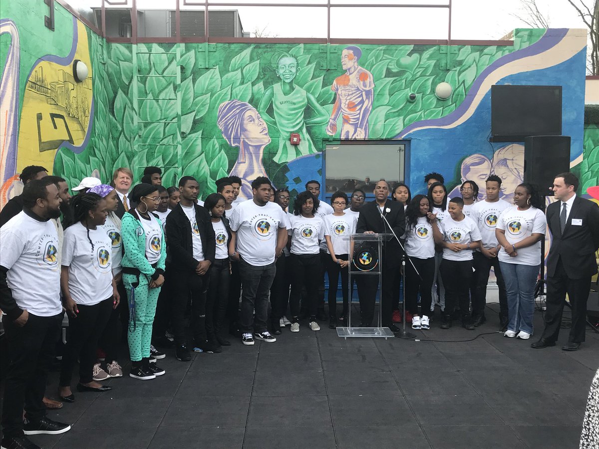 AlwaysRepUPREP's tweet photo. Congratulations to Rev Grayson and the Center that CARES Family on a first class rooftop reception! So proud of our @AlwaysRepUPREP students for showcasing the Center. Special thanks to @billpeduto @RepWheatley @ACE_Fitzgerald @VoteFontana for supporting the 15219 @PPSnews https://t.co/TB7OqxT2N5