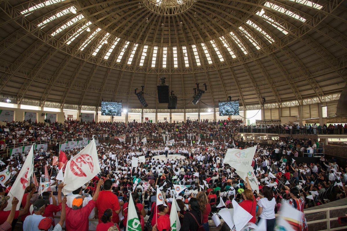 México debe cambiar, y debemos comenzar con la estrategia de seguridad que ha fracasado. No seguiremos siendo víctimas de los delincuentes, ni toleraremos el nivel de inseguridad actual que pone en peligro a nuestros hijos.