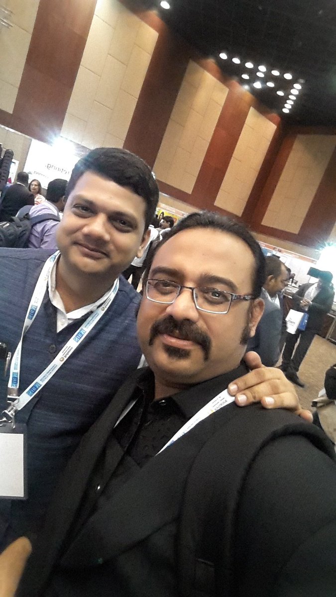 ashishgakrey's tweet photo. Nice catching up with best of best #HRLeaders #HRFriends #HRManagers #HRDelegates @georgioommen @hrsangam @sashikant @shashikj @pratikvaidya https://t.co/B3wdgFFXc6