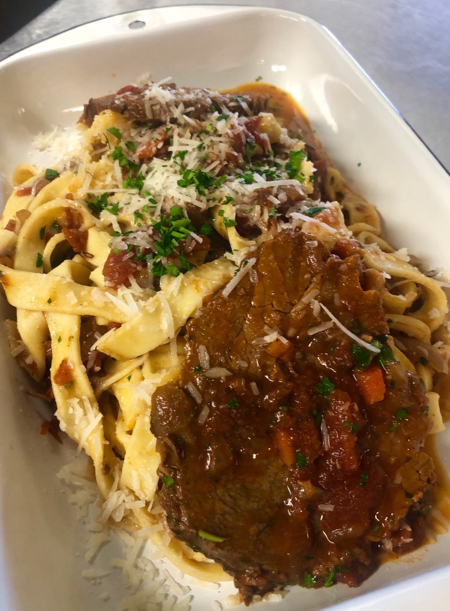 AjiPeruvianLB's tweet photo. Pappardelle con asado! A Peruvian classic comfort food. #ajiperuviancuisine #comfortfood https://t.co/1KyOgnouIW