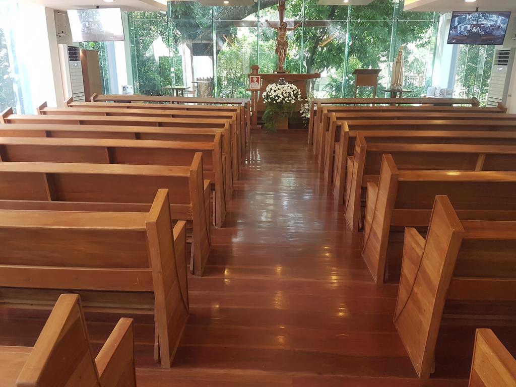 Wake ongoing till Saturday (April 28) for the late Polly Cruz Pascual in this chapel (photo) of The Garden of the Divine Word columbary in the SVD seminary at 1101 E.Rodriguez Ave QC. Inurnment on Sunday after 8 am Mass in the same chapel.