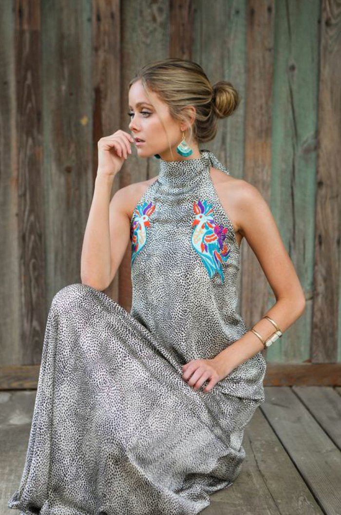 MaripozaBtq's tweet photo. We are obsessing over our new Birds of Paradise maxi dress! The fabric is so silky soft, and would look great for Cinco de Mayo, Kicker, your beach trip, or date night! #versatiledress https://t.co/J1I3PGO6fM