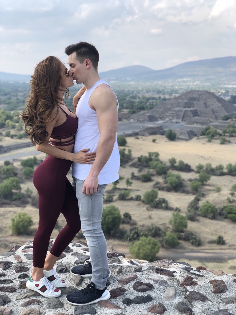 Faze yanet garcia Doug 