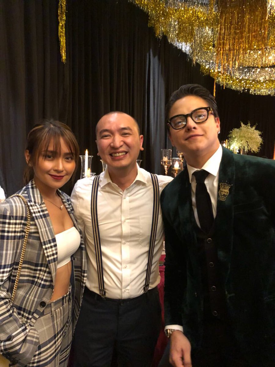 BoyBangus's tweet photo. Happy birthday @imdanielpadilla !!Medyo pinahirapan mo pa ako sa Gatsby theme mo.πPero okay lang basta ikawπͺπ»Benta tayo sobrang daming Pepsi! πππ#ArawMoTo #danieljohnat23 #djpat23 https://t.co/PTwg22F2lY