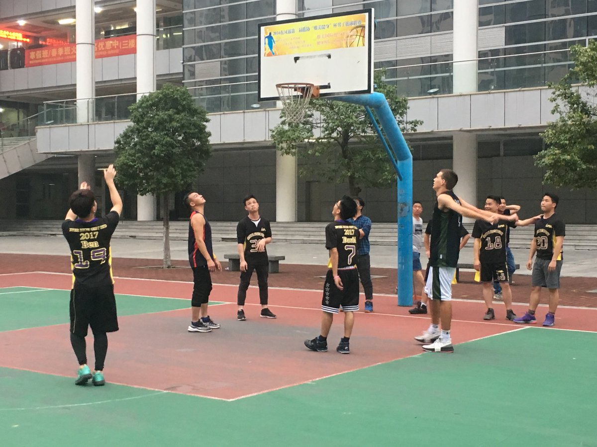 jessimorca's tweet photo. Now it's Jessy's show time: Hello everybody. This is Basketball Narrator Jessy. From the pictures we can see that all the player are doing the ready jobs for the game. It seems that it's really A verrrrrrrrrrrrrrrrrry big match held by we KD CRAFT! Thank you! #basketball #medals https://t.co/9NcX5N1P9c