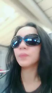 muuuuaaahhh vigovideo.net/share/video/65…