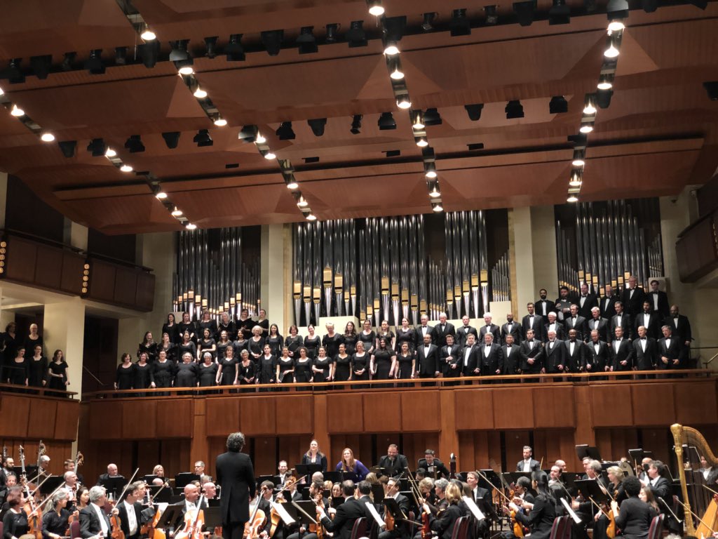 chefjoseandres's tweet photo. When @GustavoDudamel shows up in @washingtondc with @LAPhil everybody shows up! Amazing Symphony No 9....Thank you my friend for inspiring us all... https://t.co/hYKaysguv5