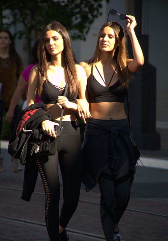 GlamistanDotCom's tweet photo. Victoria Justice And Maddy Grace Spotted Together At The #Grove - https://t.co/KhCEKukHLf
#Hollywood #MaddyGrace #VictoriaJustice, #Gossip https://t.co/DQGPNKOFeE