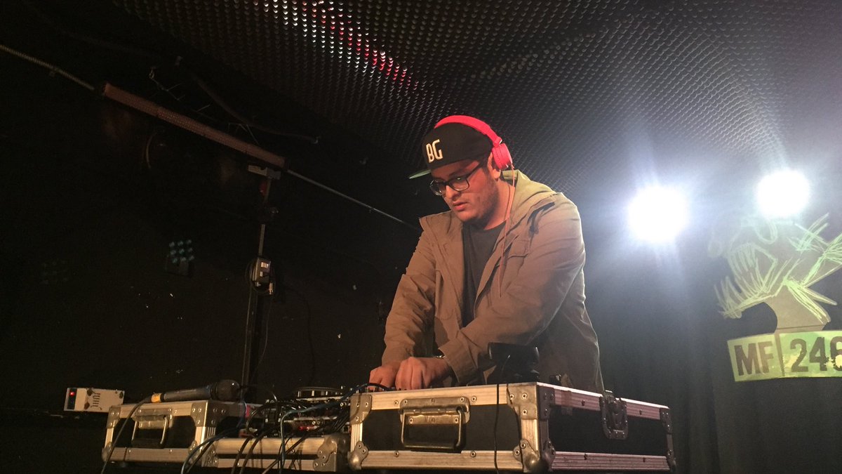 DistritoLive's tweet image. Aquí todo fain en @MultiForo246 💛 #MexSomeNoise