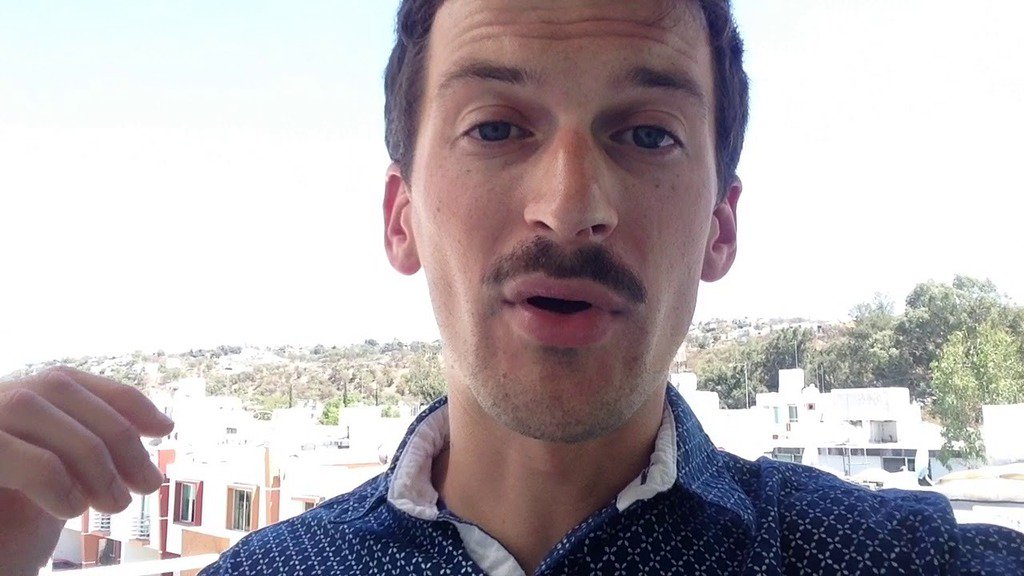 jonknebel's tweet photo. https://t.co/SJ2RwI9BbP Aprende inglés con clases privadas de video con Jon. 

Para más información, contáctame a través de instagram: https://t.co/9qf01e2RRW

O

Facebook Messenger: https://t.co/cE1fAn6D8p

O

Justo deja un comentario en este video. :) https://t.co/mO0ttJQGij