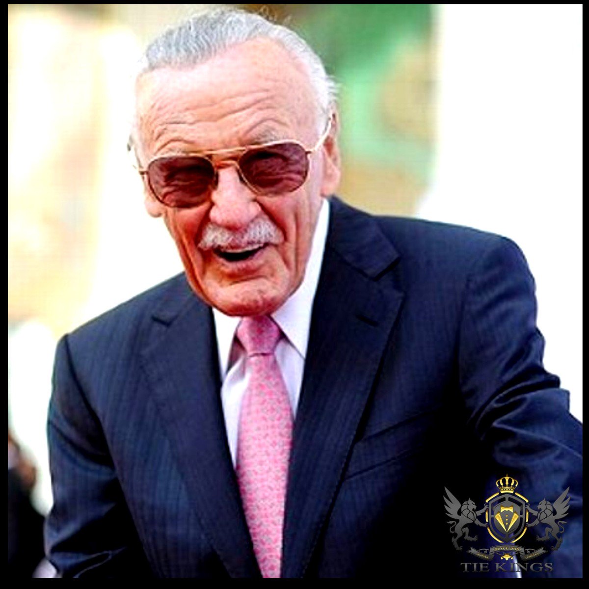 Tie Kings (@tiekings) on Twitter photo Thank you for your #vision and #dedication...
<a href="/therealstanlee/">Stan Lee</a> <a href="/marvelfans/">Richi</a>.united <a href="/marvelstudios/">Marvel Studios</a> <a href="/avengers/">© Avengers</a>
Stan Lee, We like your style! 👍👔🎬
-
-
#stanlee #marvelstudios #infinitywar #mcu #avengers #amc #courage #suit #tie #fashion #style #luxury #lifestyle #tiekings Thank you for your #vision and #dedication...
<a href="/therealstanlee/">Stan Lee</a> <a href="/marvelfans/">Richi</a>.united <a href="/marvelstudios/">Marvel Studios</a> <a href="/avengers/">© Avengers</a>
Stan Lee, We like your style! 👍👔🎬
-
-
#stanlee #marvelstudios #infinitywar #mcu #avengers #amc #courage #suit #tie #fashion #style #luxury #lifestyle #tiekings