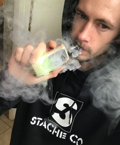 shulaochen's tweet photo. #ijoy #avenger270 #vape #vapefam #vapecommunity #vapeon #vaper #vapelyfe #vapelife #cloudchaser #vapetricks #vapers #smoke #bearded #vapography #vapestagram #instavape #weoutheredoe #tricklyfe #trickerspotlight #tricks #vapelove #driplyfe #dripstagram
#beard #handcheck #ejuice https://t.co/h6mJSDsN3C