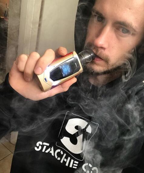 shulaochen's tweet photo. #ijoy #avenger270 #vape #vapefam #vapecommunity #vapeon #vaper #vapelyfe #vapelife #cloudchaser #vapetricks #vapers #smoke #bearded #vapography #vapestagram #instavape #weoutheredoe #tricklyfe #trickerspotlight #tricks #vapelove #driplyfe #dripstagram
#beard #handcheck #ejuice https://t.co/h6mJSDsN3C