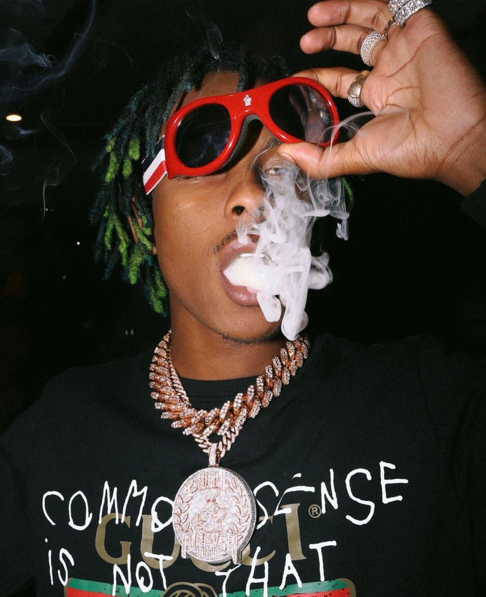 PLUG WALK. SATURDAY. 10:30PM #SmokersClubFest

<a href="/richthekid/">Rich The Kid</a>
