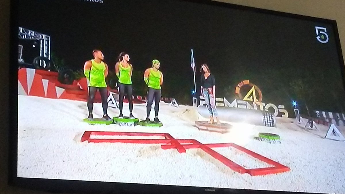4nzuaa13_'s tweet photo. Todos son felices al ver caer a un grande, pero no se alegrean aun quedan 3 súper guerreros. Hasta el final con #Reto4Actores💚 #YoConFerdinando #YoConEstefania #YoConJess #YoConZerboni #ActoresAuauauuuu💪🏼💚 #Reto4Elementos @reto4elementos https://t.co/nggwbQwsPk