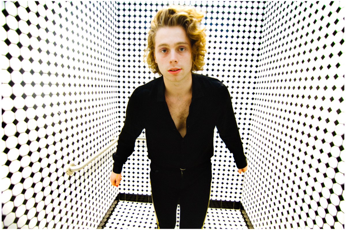 Luke Hemmings on Twitter: &ldquo;dead man walkin…