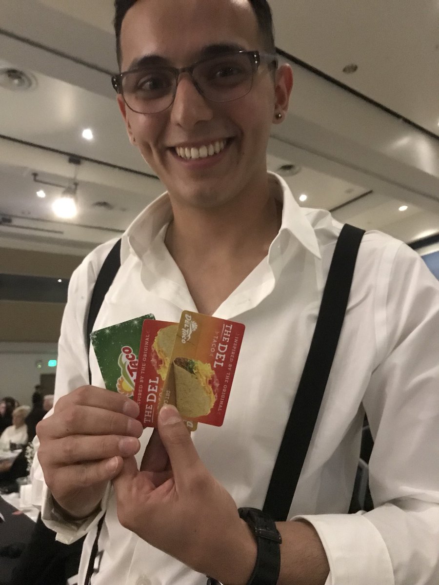 VikkiVargasOC's tweet photo. Ha! #DelTaco and a scholarship ! What a night. @csuf #FullyCommWeek @NBCLA https://t.co/dF2AduqSlS