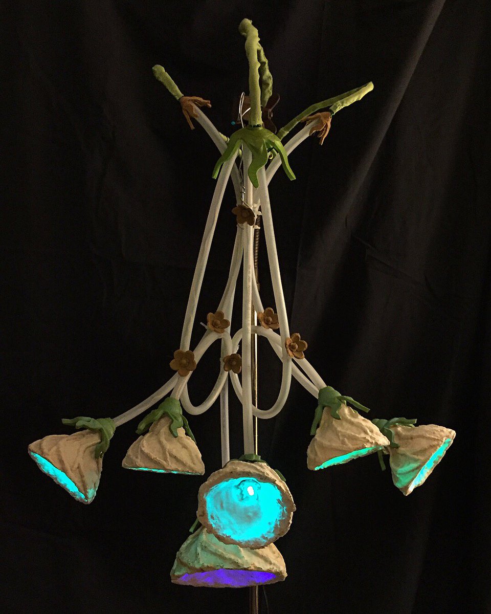 CorinneTakara's tweet photo. Fungus light for @tasteofsciSF “When Art Meets Science” https://t.co/c3BHFyJtmT tomorrow #3Dprints parts w/ @Algix3D #biodesign https://t.co/Ew7affYR0O