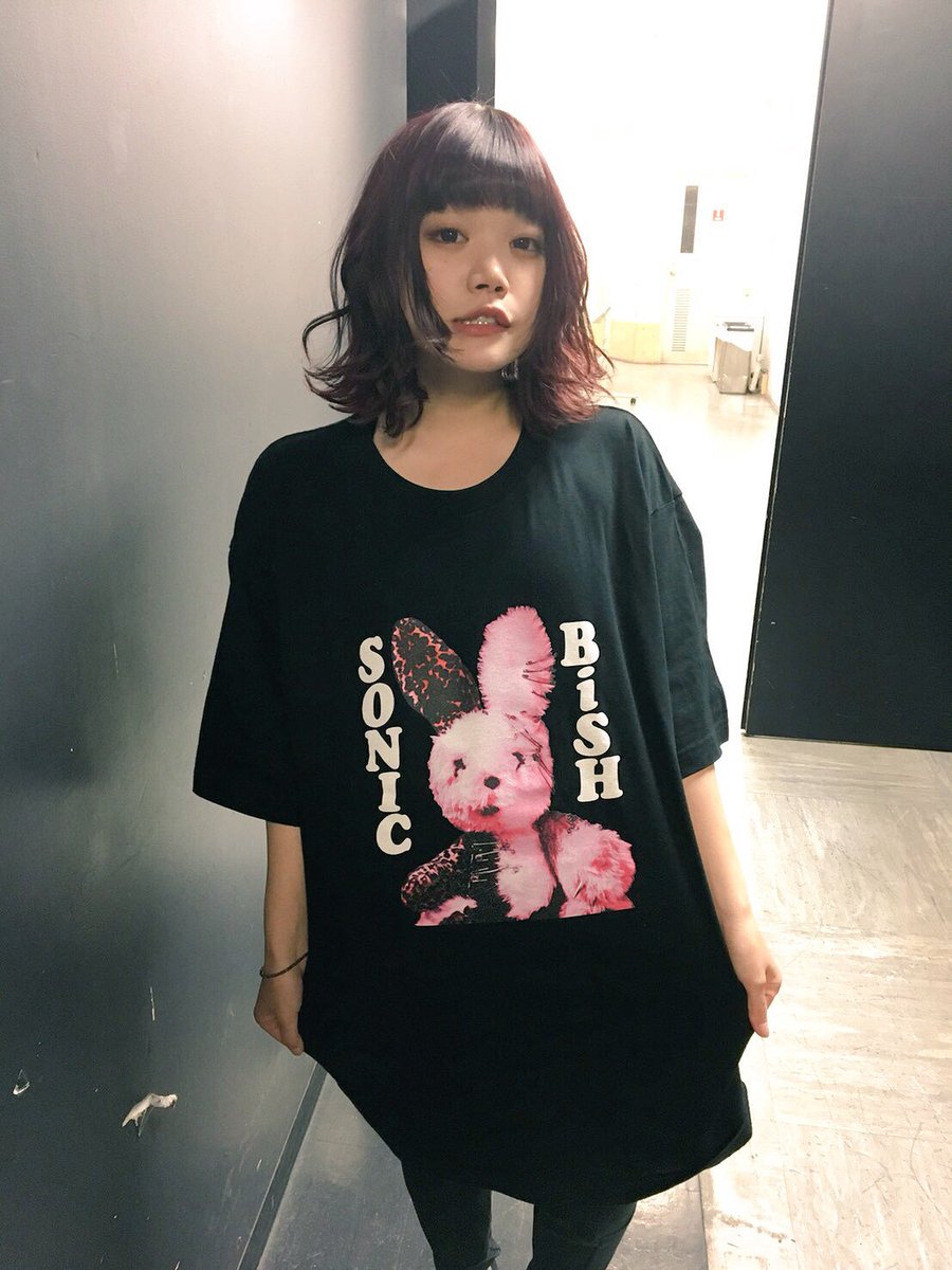BiSHidol's tweet photo. 【BiSH piL TOURグッズ通販実施中！】
BiSH pUBLic imAGE LiMiTEd TOURの
グッズの通販実施中。
買い忘れた方はこの機会に。よろ。
4月30日(月祝)24:00
※コンビニ決済のみ： 4月29日(日)23:00まで
https://t.co/9nO7D8CVjD
#BiSHpiL https://t.co/tW5YdCYF2Z