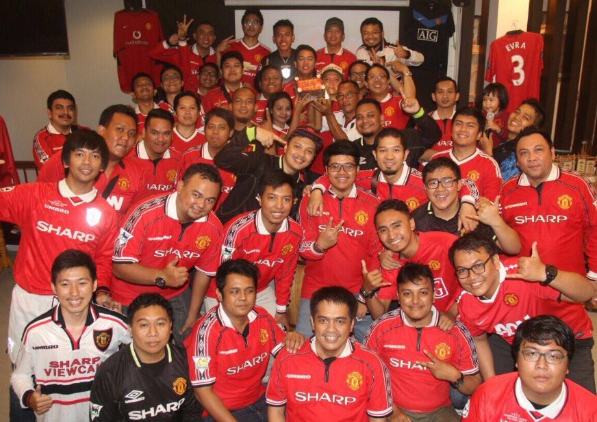 rdjcindonesia's tweet image. H-1 gaessss jangan sampe ga ikutan yah....nyesel pasti deh, kita silaturahmi sesama pengumpul kaen MU original di acara #Gath3ringRDJC