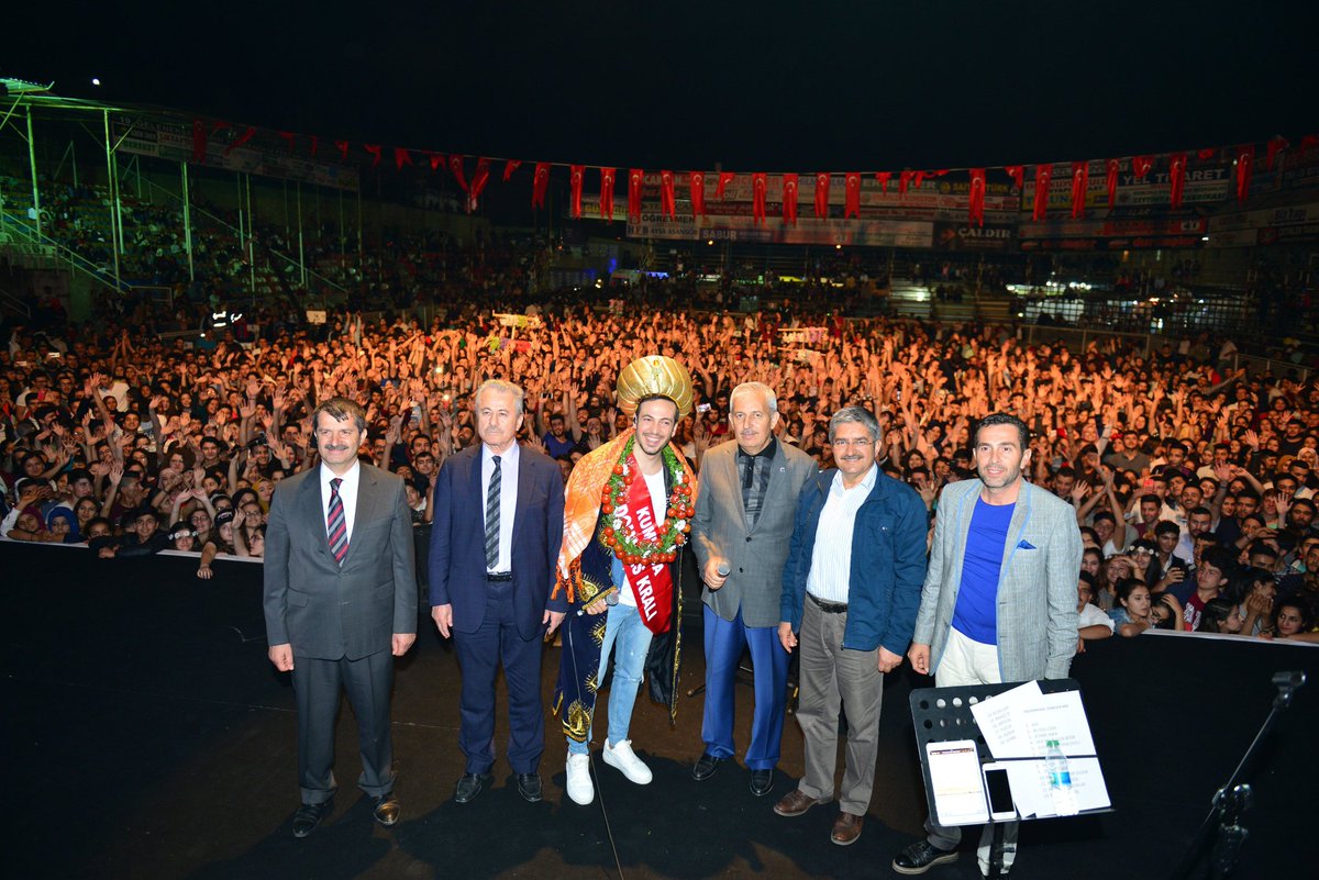Dün akşam ki 19. Geleneksel Tarım ve Seracılık Festivali'nden Oğuzhan Koç  📷💥