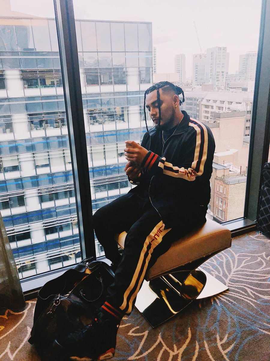 RAMIREZ_187's tweet photo. Fuck it ima die any day https://t.co/0VHuV8b895