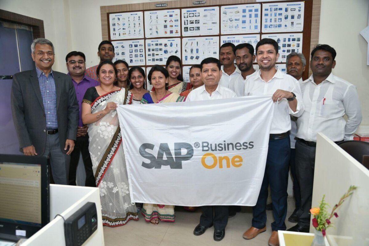 anil_marali's tweet photo. Leading Lab Instruments company celebrating #SAPBusinessOne #GoLive along with @PraxisInfoSolu team by getting 3 boxes of sweet named as SAP✨ put together #SAP😀👍 Wishing them all the best in their business growth👏👏
@dattakul @RahulAtPraxis #BestRunSAP @SAPIndia @SAPSmallBiz https://t.co/57LOufTDTh
