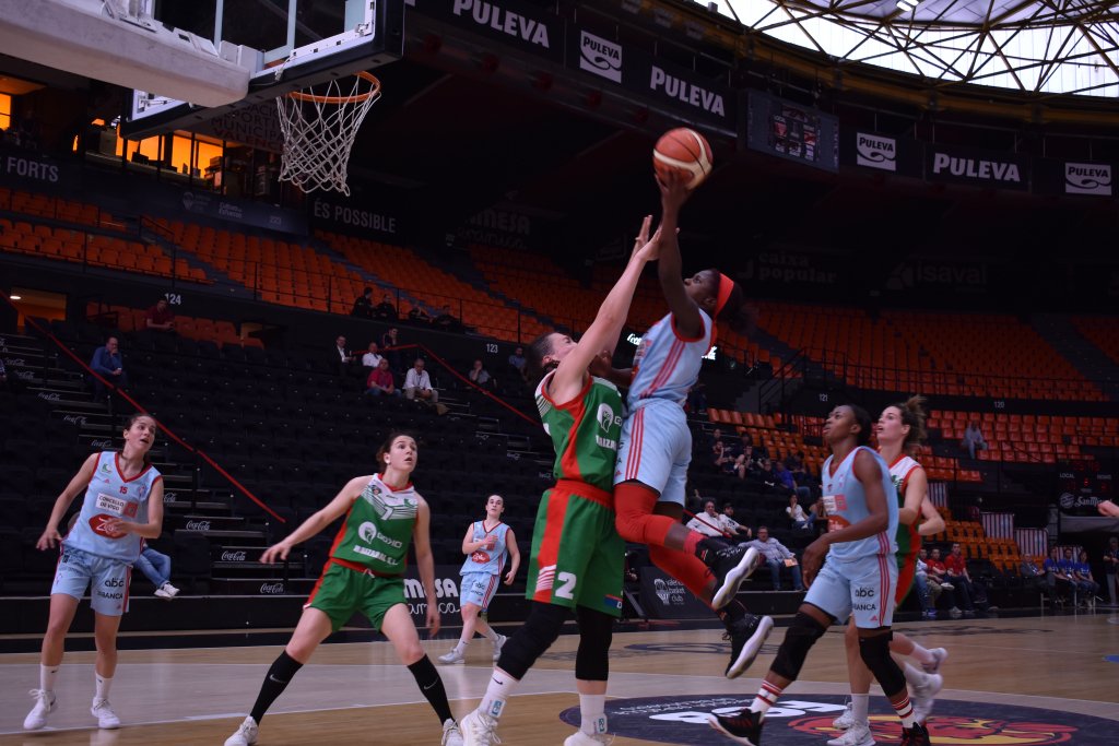 Adrianne Motley en el partido ante Ibaizabal (Foto: @FajardoIX).