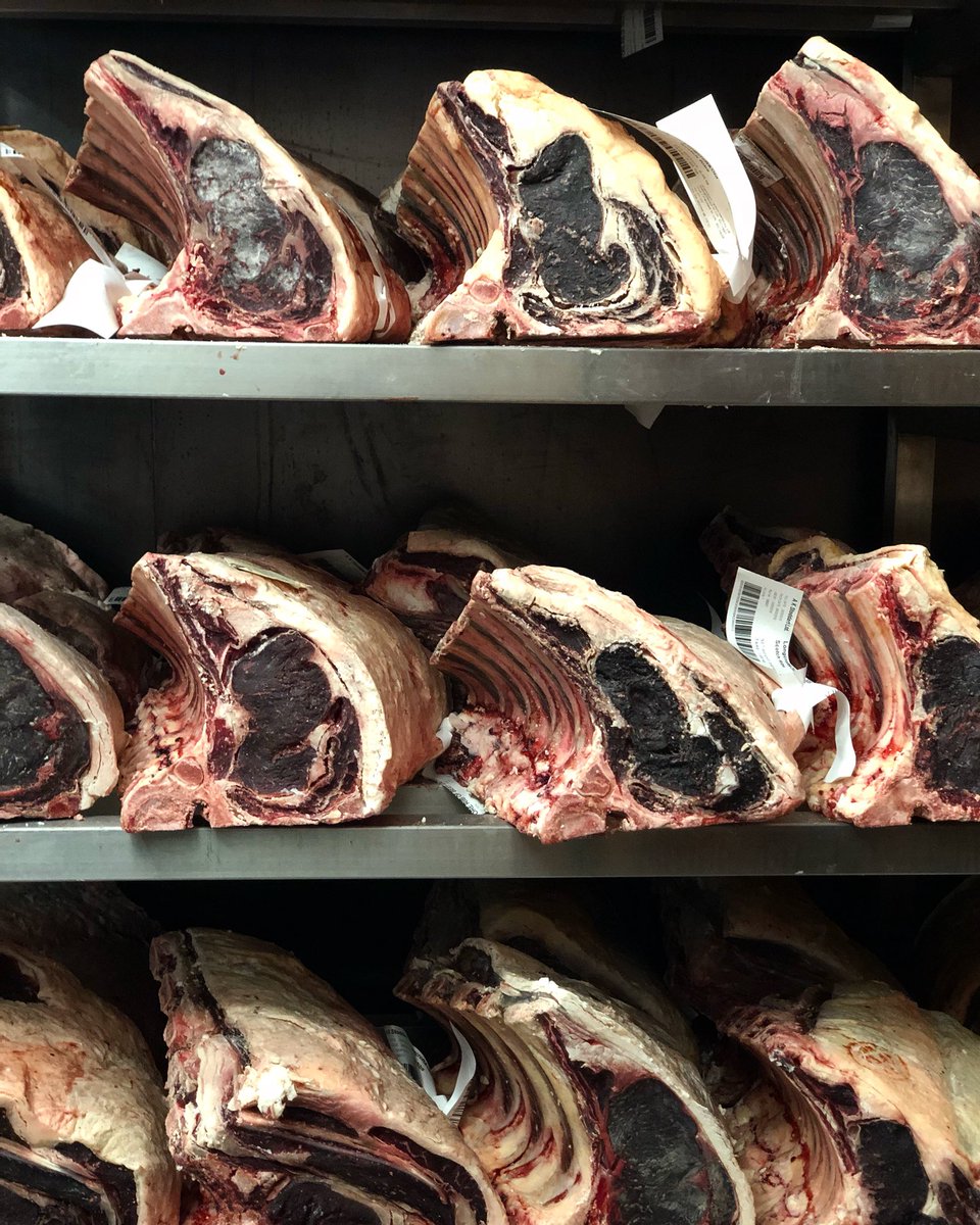 MacandWild's tweet photo. If youβre wondering what makes our burgers and steaks taste so damned good...?
The simple answer is: beautiful beef thatβs been expertly dry aged for 45 x days π₯©
#londonsbestburger #venimoo #bestburger #dryaged #macandwild #hgwalter #macduffbeef #london #burger https://t.co/GDMoKz8H7g