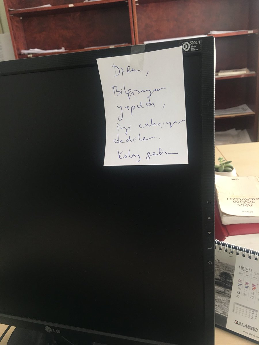 Resmen bana küçük Notlar bırakılıyor