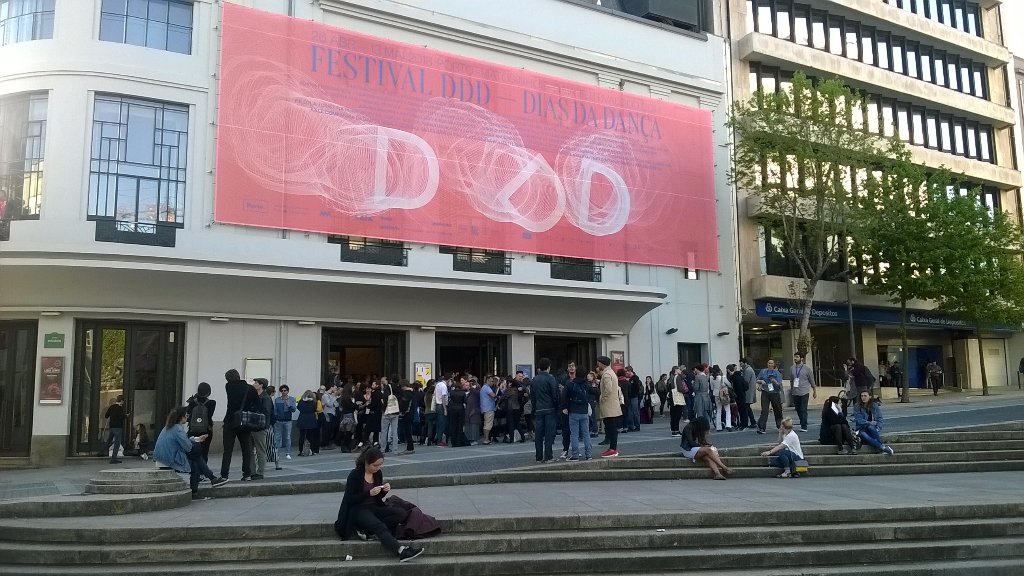 #IETM Porto. Incontrando vecchi e nuovi amici. #meeting #dance #Theatre #hugs #projects #Porto #ideas #people #art