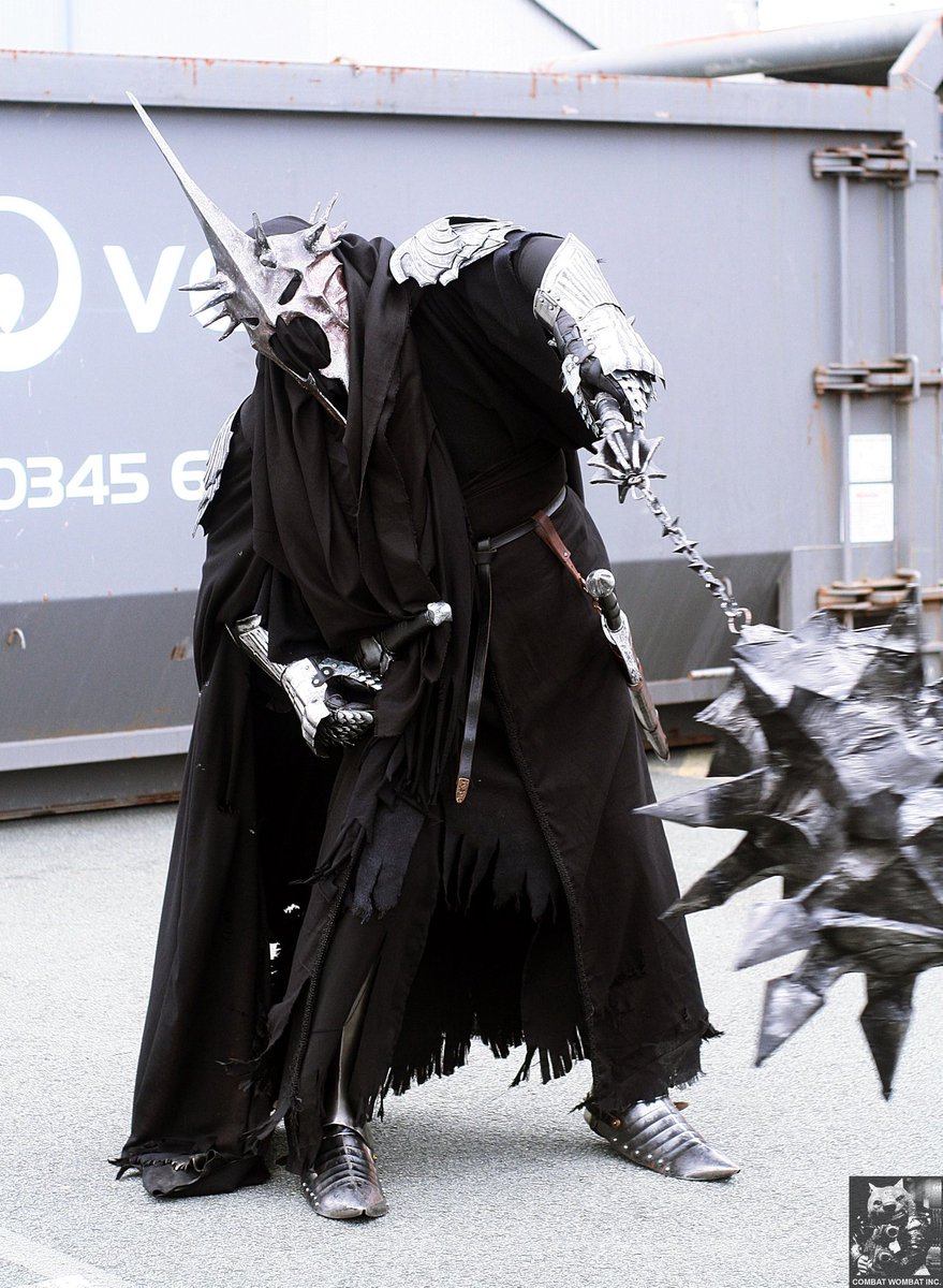 Swinging the Mace at Wales Comic con PT1 2018 #walescomiccon #LordOfTheRings <a href="/theoneringnet/">TheOneRing</a> <a href="/fosstuming/">FOSSTUMING</a>