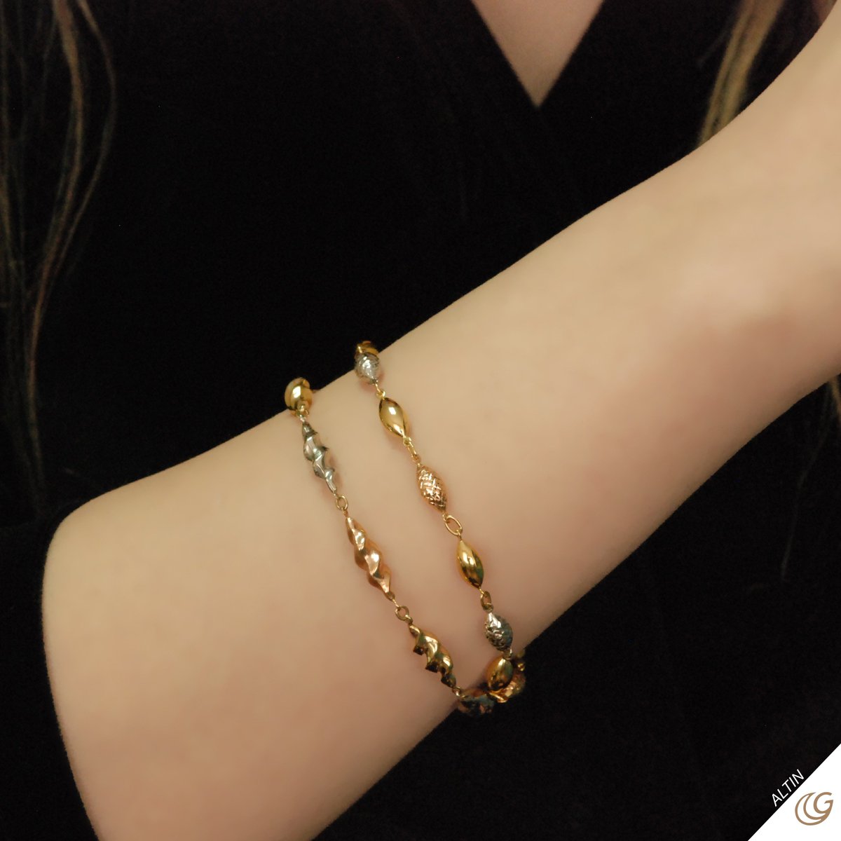 Her Tarza Uyum Sağlayan Eşsiz Tasarımlar...
🔷Kapalı Çarşı:17 Osmangazi / Bursa 
🔷Altınşehir Mh. Ahmet Taner Kışlalı Bulvarı 163 Sk. No: 38/A D:11 Nilüfer / Bursa
🔷 gencay.com